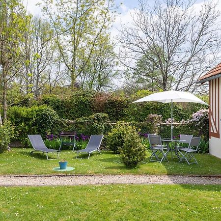 Le Cottage Normand Annebault Bagian luar foto