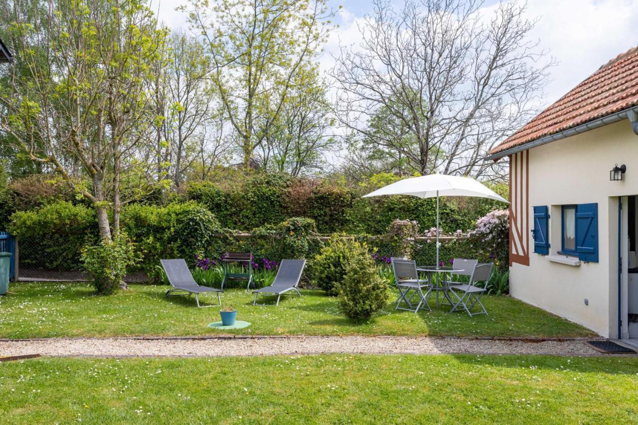 Le Cottage Normand Annebault Bagian luar foto